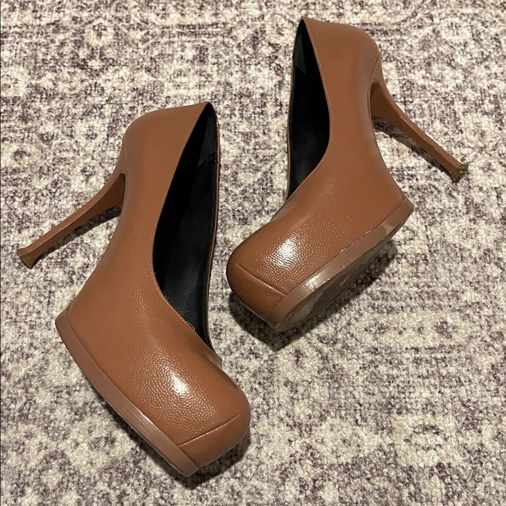 YSL Tribute Pumps - Picture 3 of 7